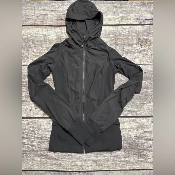 Lululemon Dance Studio Jacket - Picture 1 of 8